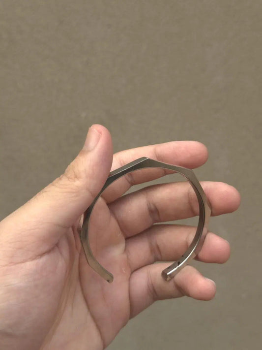 1 Pc Silver Plated Kara Bracelet